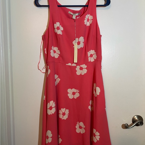 LC Lauren Conrad Dresses & Skirts - LC Lauren Conrad Pink Floral Sleeveless Dress